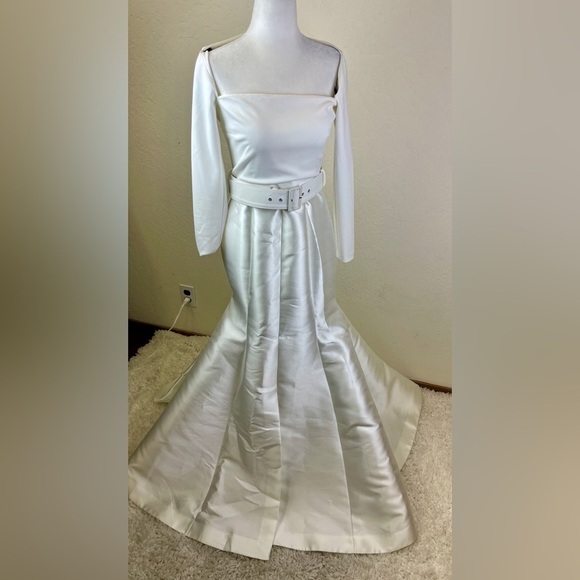 NWT Solace London The Mabel Belted Wedding Dress in US 6 - Picture 12 of 16